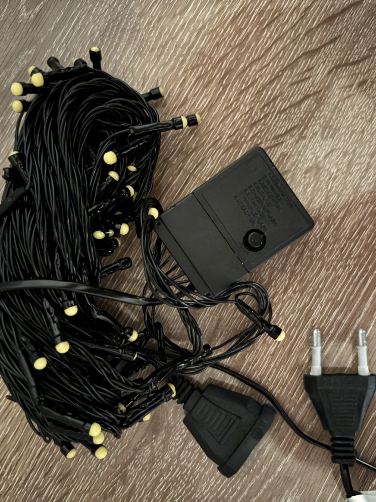 10m 100 Led Damla Uçlu Gün Işığı Siyah Kablo Mz-17-3