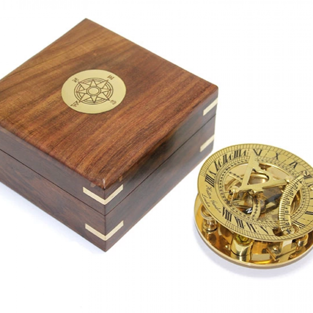 Ahşap Kutulu Pirinç Güneş Saati Ve Pusula Modeli 2213