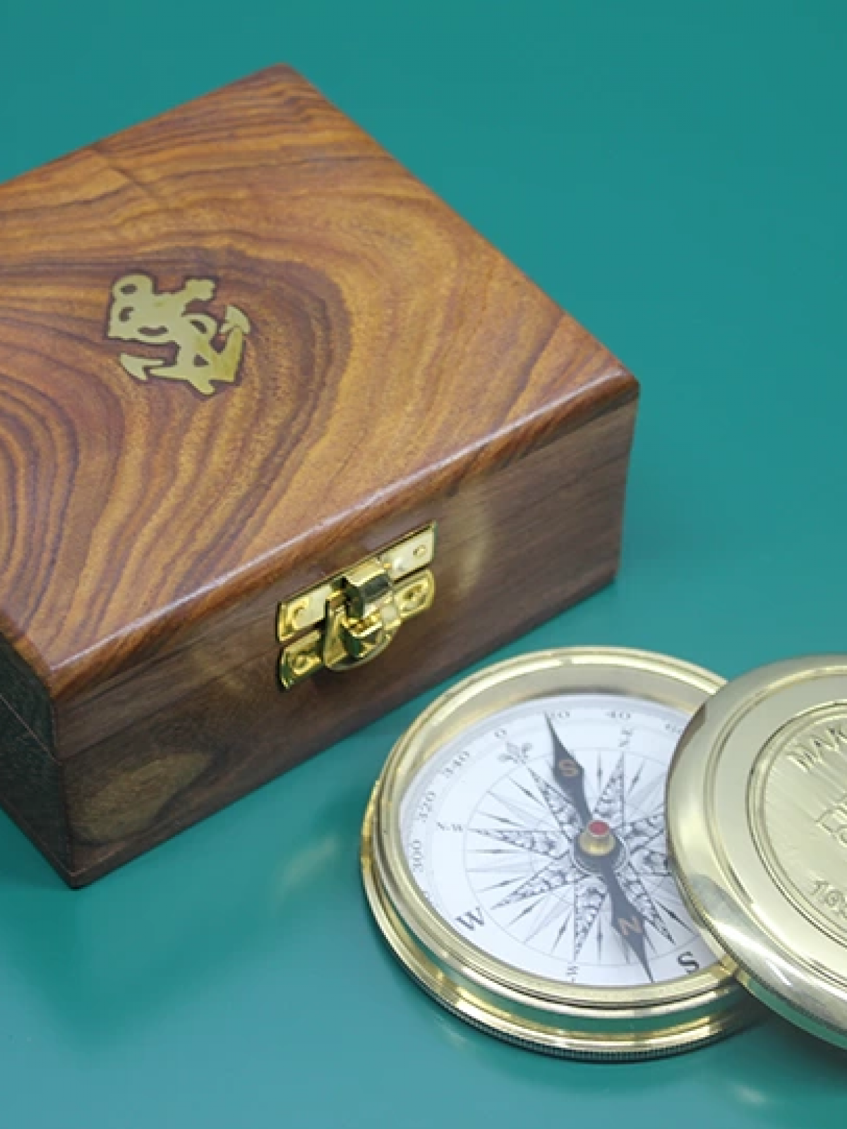 Ahşap Kutulu Pirinç Pusula 16221