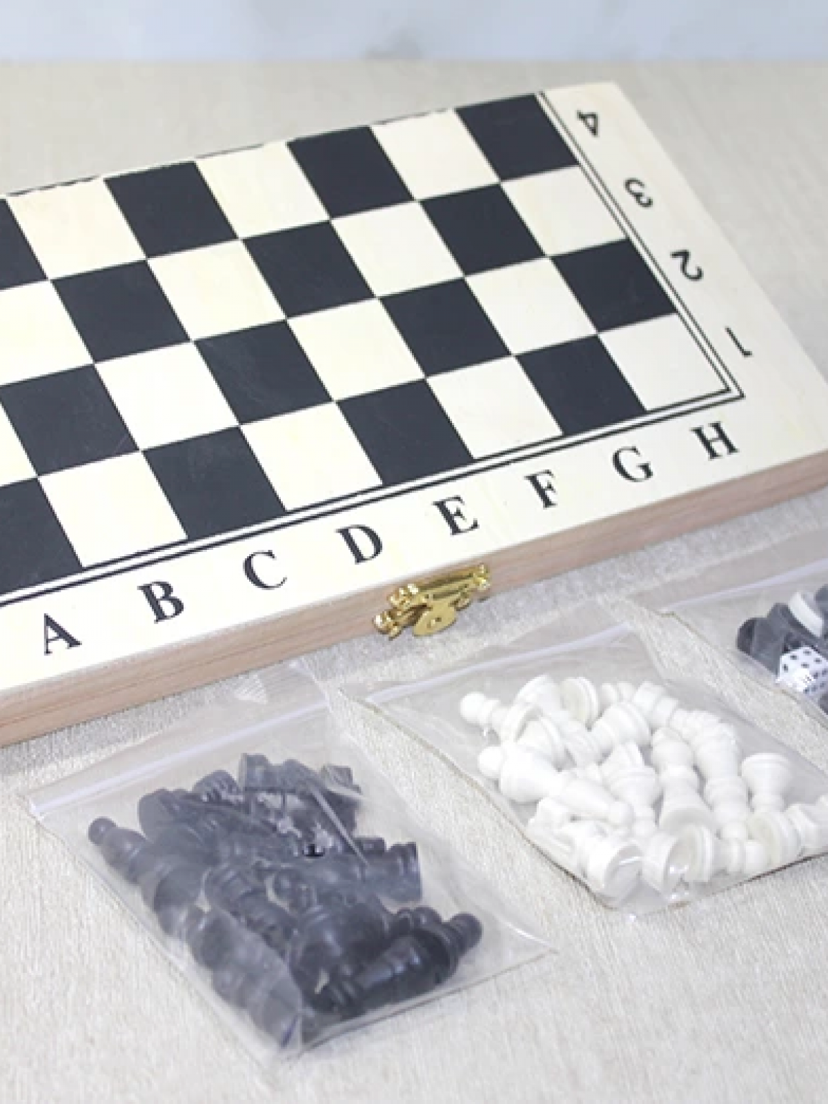 Ahşap Kutulu Satranç Ve Tavla Seti Alk4026