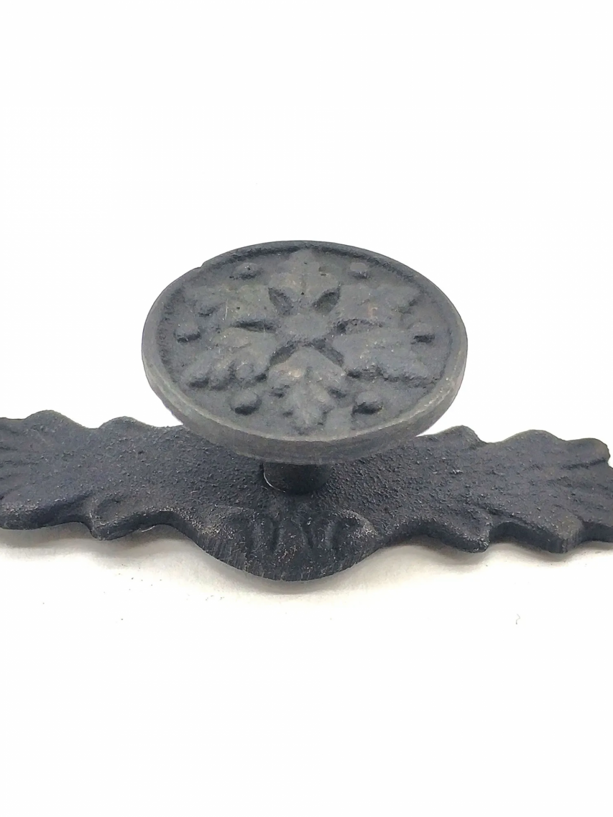 Antika Tarz Dekoratif Pirinç Çiçek Düğme - 27x70 Mm, Oksit