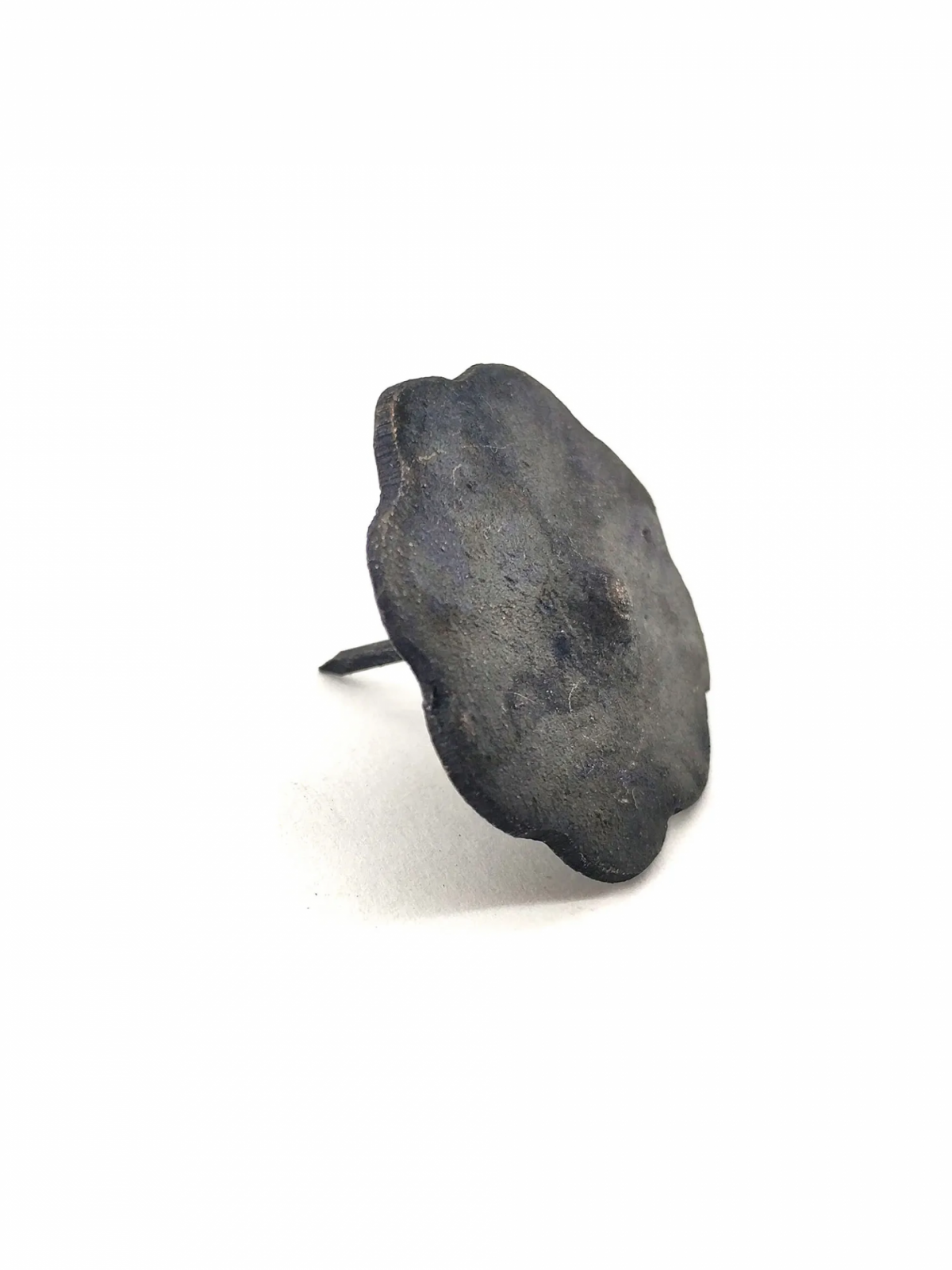 Antika Tarz Dekoratif Pirinç Çiçek Kabara - 40 Mm, Oksit