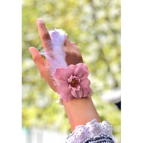 Bride To Be Nedime Gelin Bilekliği Tüy Ve İnci Boncuk Detaylı Pembe Renkli Bekarlığa Veda Partisi Bilekliği 10 Adet