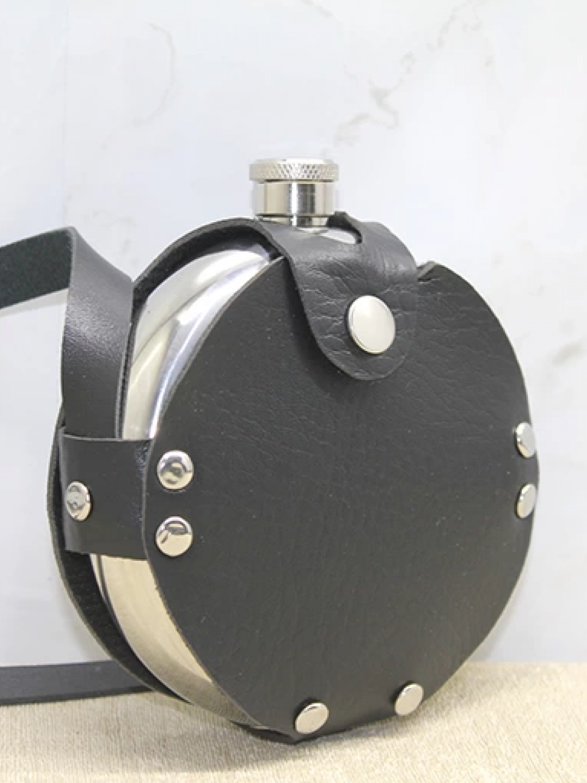 Deri Kılıflı Matara Alk3921