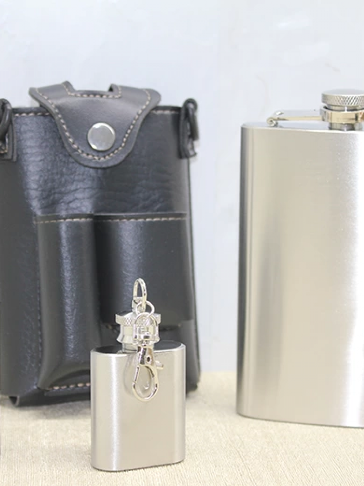 Deri Kılıflı Matara Seti Alk3927