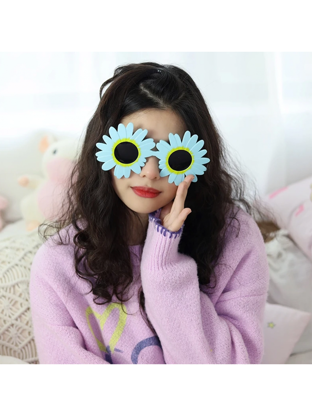 Mavi Renk Papatya Şekilli Parti Gözlüğü 18x10 Cm Mavi Renk Papatya Şekilli Parti Gözlüğü 18x10 Cm