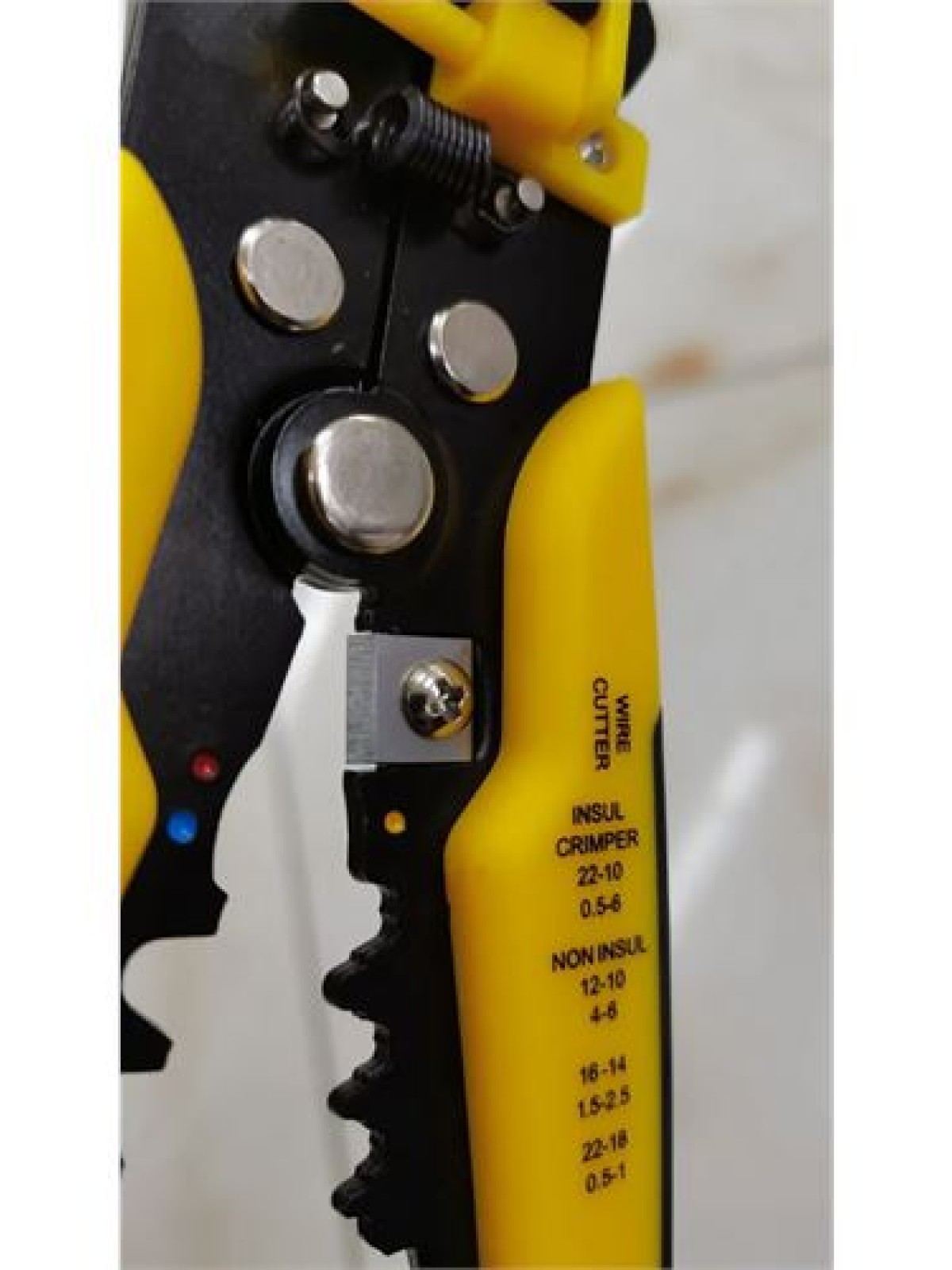 Profesyonel  Kablo Soyma Sıyırma Pensesi