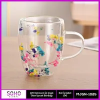 Çift Katmanlı İçinde Çiçek Olan Bardak Çift Katmanlı İçinde Çiçek Olan Bardak